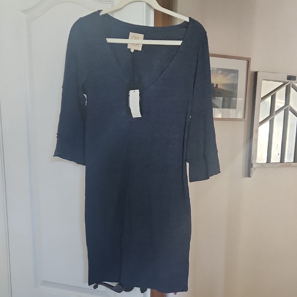 Chaser Dress V-Neck 3/4 Bell‎ Sleeves, Size Large